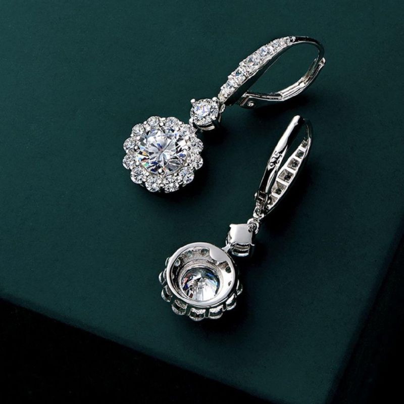 Factory Direct Elegant 925 Silver Moissanite Women Hoop Earrings Wedding