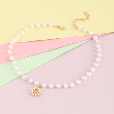 Women Jewelry Flower Design Daisy Necklace Pearl Pendent Necklace