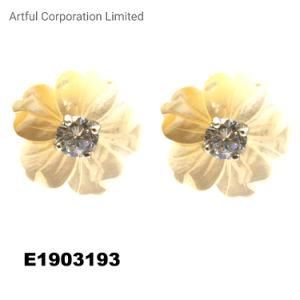 Silver and Brass Fashion Jewelry Earring with Shell