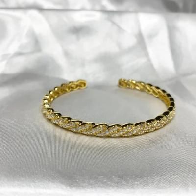 2022 New Arrival CZ Stone Semi-Opening Women Bangle