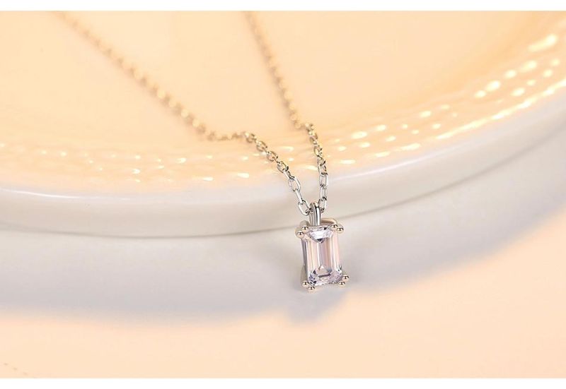 Fashion Creative Transparent Cuboid Crystal Zircon Chain Necklace