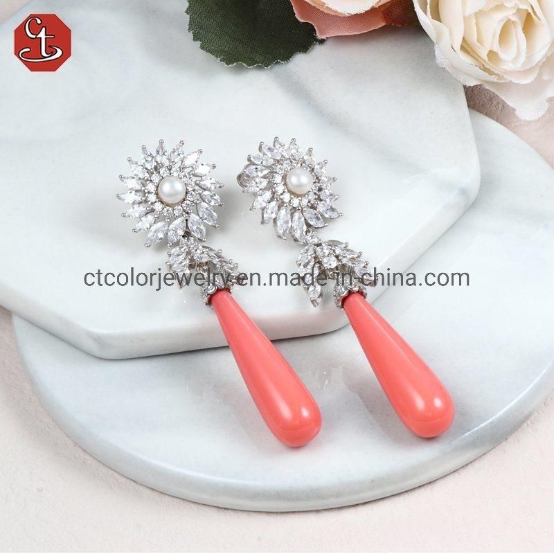 2022 new fashion jewelry nature pearl light white drop earrings