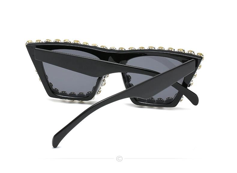 Oversize Unique Female Luxury Rhinestones UV400 Sunglasses