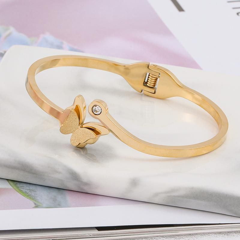 Manufacturer Customized Bracelet High Quality Waterproof Fancy Jewelry Women′s Bracelet Wholesale Stainless Steel 18K Gold Plated and Rose Gold Bracelet