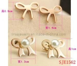 Fashion Bowknot Design Stainless Steel Stud Earrings (SJE1562-1)