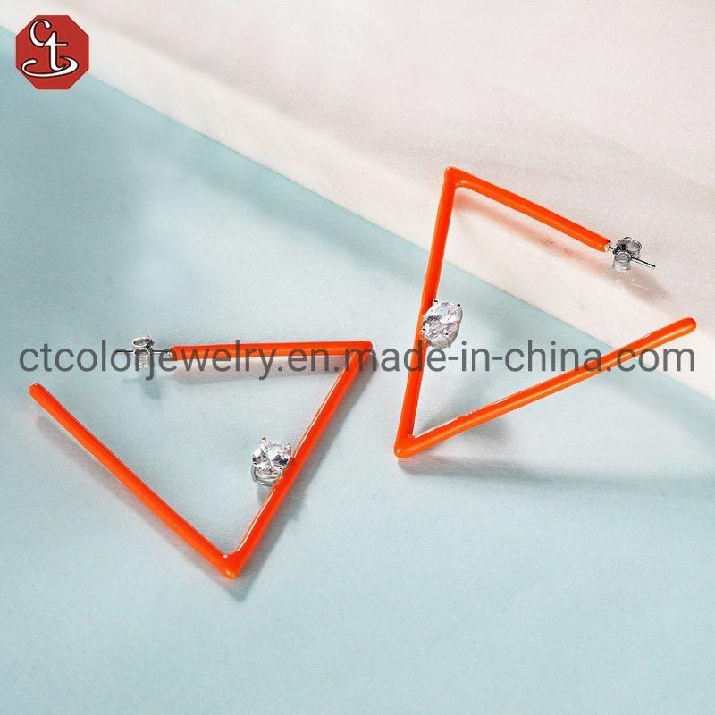 Fashion 925 Sterling Silver Enamel Triangle Design Earring for Grils