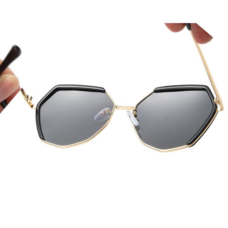 2019 Rectangle Shape Fashion Sunglasses with Ready Made Goods