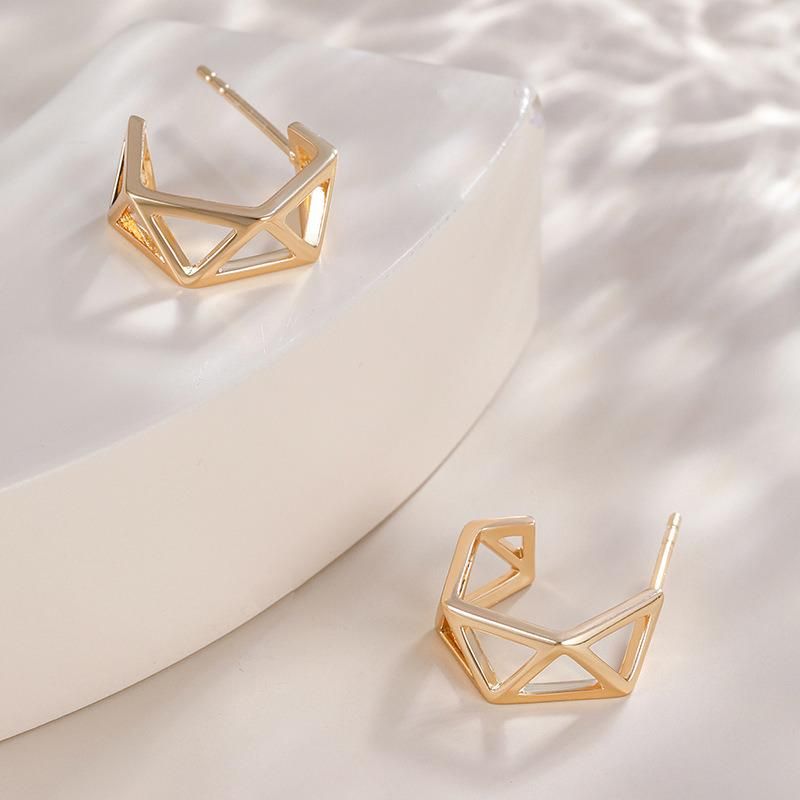 Cross-Border European and American Simple Geometric Metal Earrings with High Sense of Korean Temperament Zircon Earrings