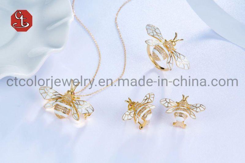 Fashion Jewelry Enmael OEM Blue Flamingo Natural Pearl 925 Silver Jewelry Gift Designer Brooch