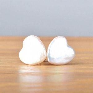 Stock New Creative Fashion Baroque Heart Shaped Pearl Ear Studs Natural Pear Earrings for Women