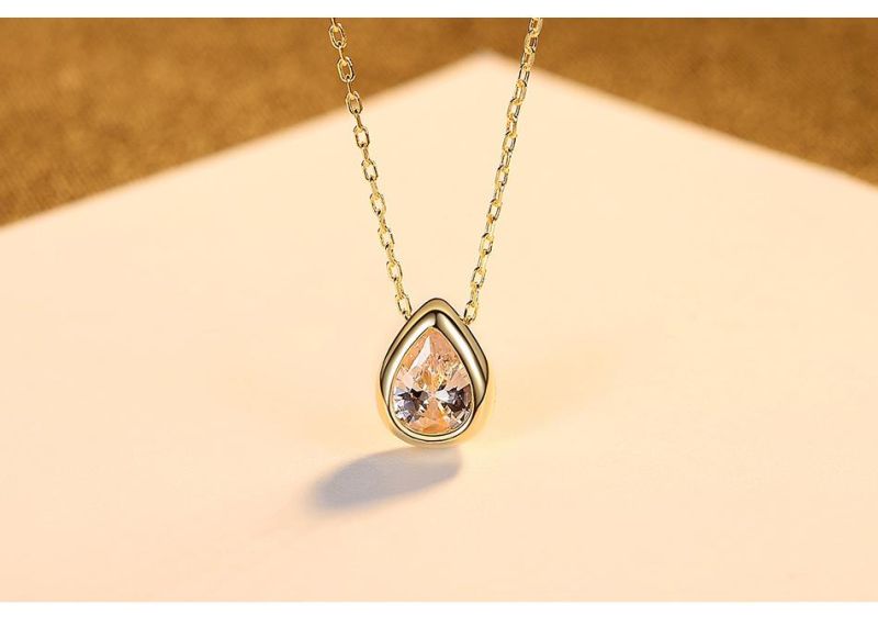 Whole Cubic Zircons on Silver Water Droplets Pendant Necklace