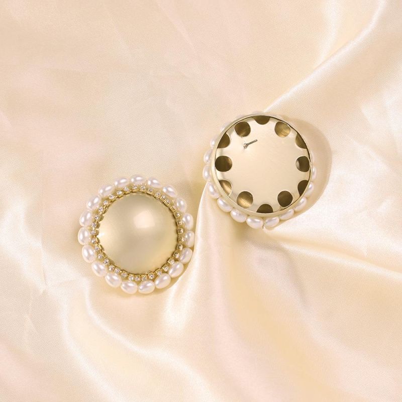 Retro Pearl Earrings Simple Temperament Metal Lace Baroque Earrings Korean Ear Clip Female