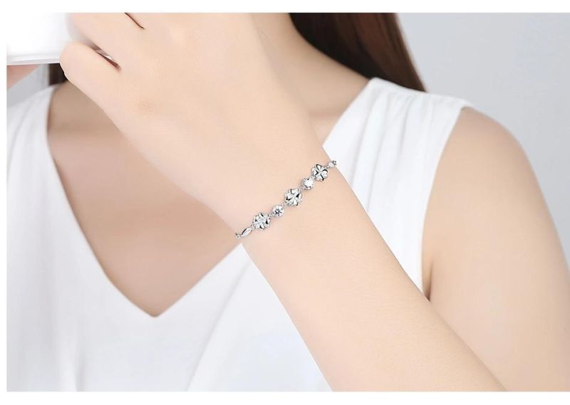 Gift Fashion Bangle Jewelry Zircon Flower Charm Bracelet