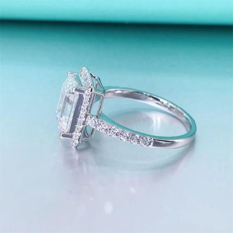 New Fashion Halo Emerald Cut 3 Carat Moissanite Women Engagement Ring