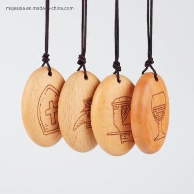 Promotion Gift Custom Design Good Quality Pattern Laser Carved Hard Wood Pendant Cord Necklace