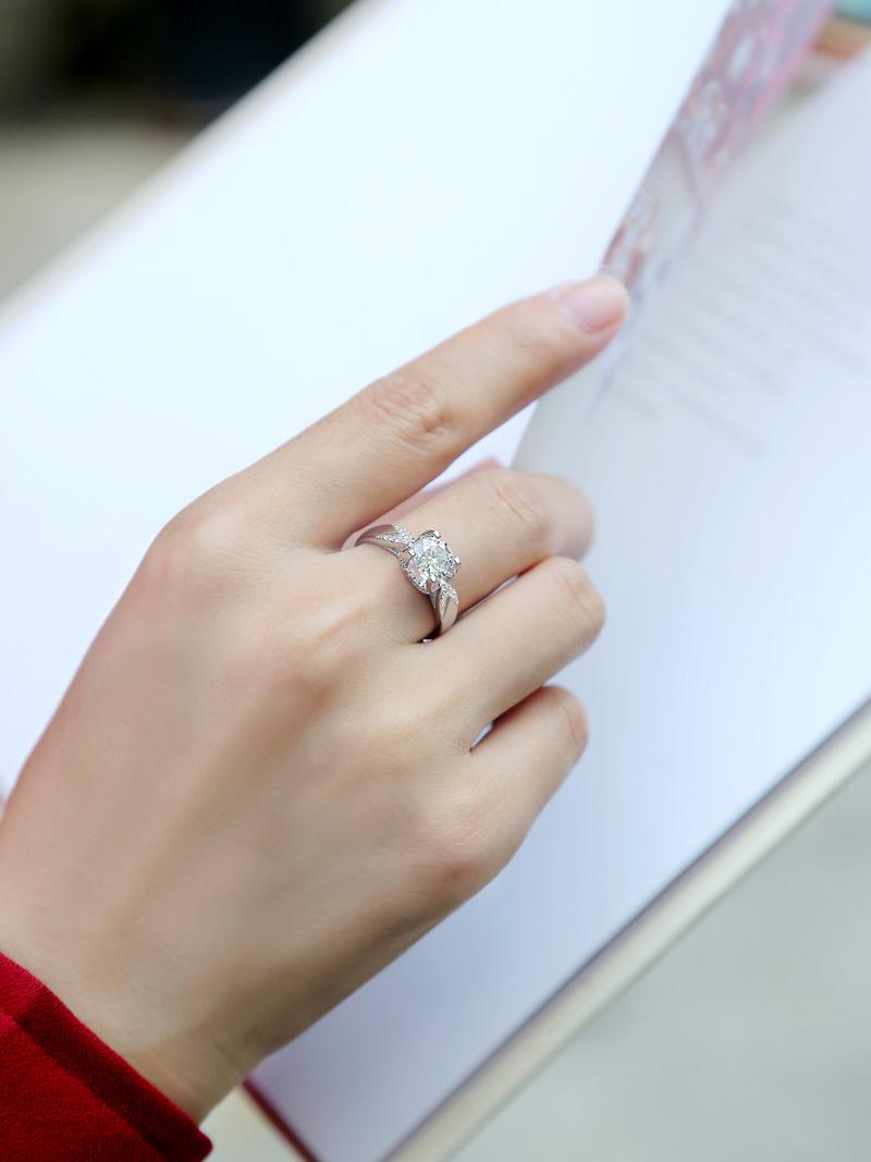 China Jewelry moissanite diamond rings Fashion Jewelry Sterling Silver Ring for women