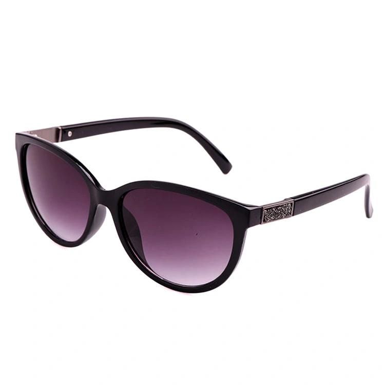 Good Seller Plastic Old Women Metal Logo Sunglasses