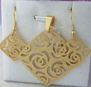 Fashion Gold Plated Square Stainless Steel Jewelry Set (ST1024)