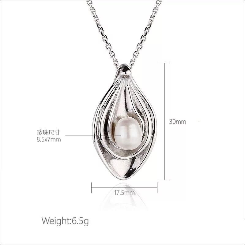 Fashion High Quality Pearl Brass Copper Pendant Necklace for Women