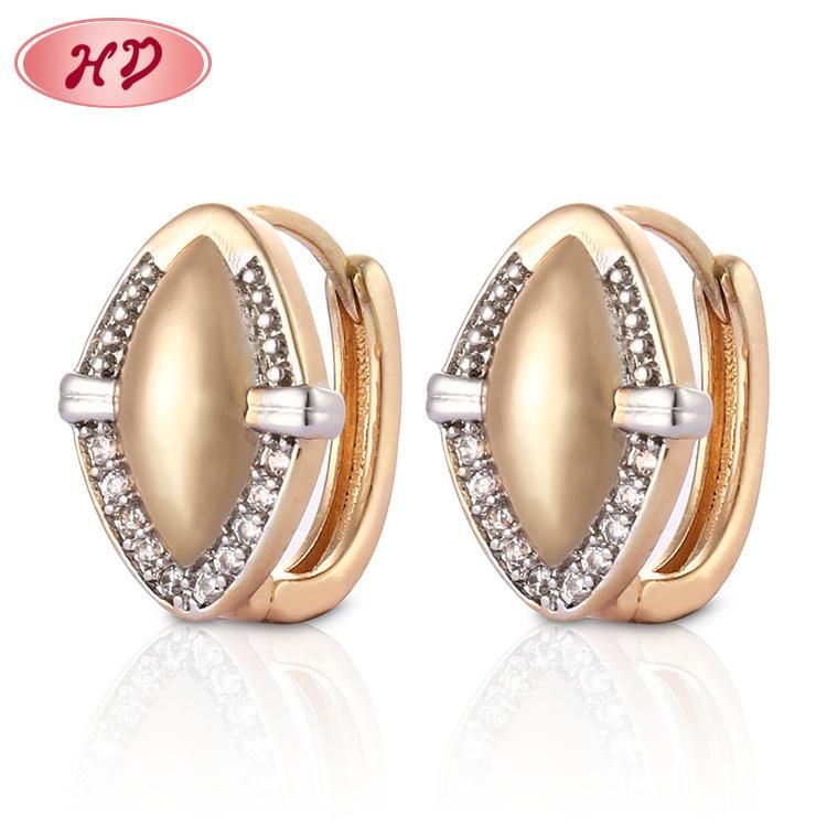 Costume Fashion Women 14K 18K Gold Plated Imitation Jewelry with CZ Pearl Huggie Hoop Earring