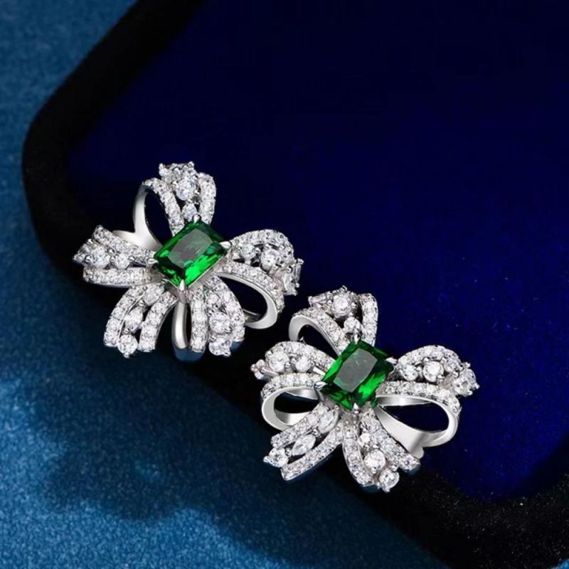 2022 New S925 Sterling Silver European American Luxury Bow Necklace Luxury Cultivated Emerald Necklace