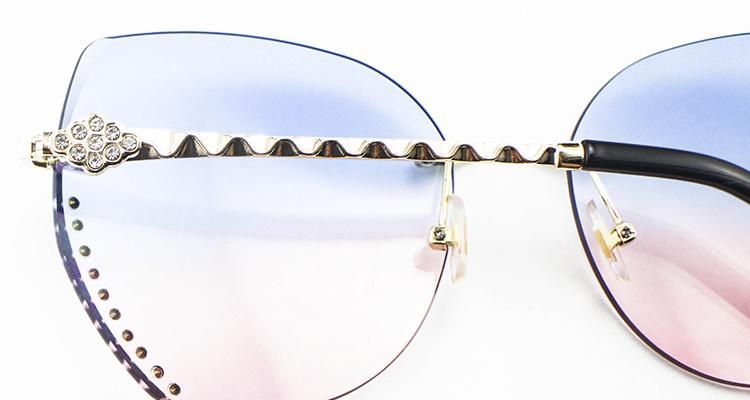 Diamond-Encrusted Custom Logo Ready Frameless Women Sunglasses