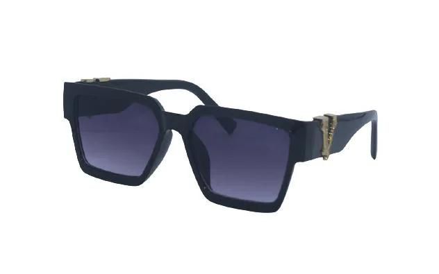 Oversized Modern Style Sunglasses with Large Frame