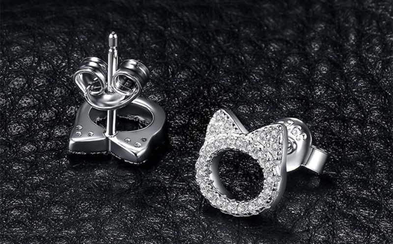 New Design 925 Sterling Silver Cubic Zirconia Lovely Cat Shaped Earrings for Women