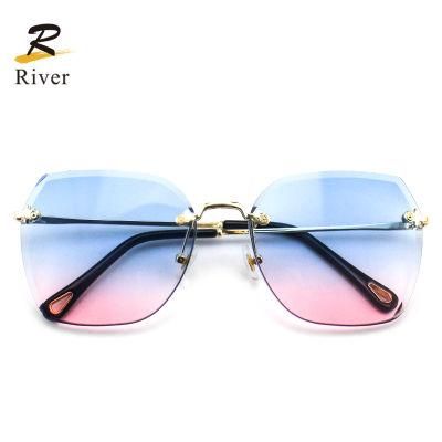 New Custom Logo Ready Fashion Frameless Women Sunglasses