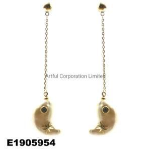 Fashion Jewelry/ Silver Earrings/with Moon Shape Pearl /in Gold Plated