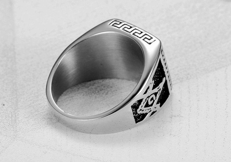 Hot-Selling Classic Retro Rings in Europe and America Titanium Stainless Steel Black Agate Masonic AG Ring for Men Sgmr1090