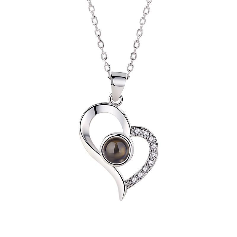 Girlfriend Wedding Gift Projection Romantic Love Pendant Necklace Fashion Accessories
