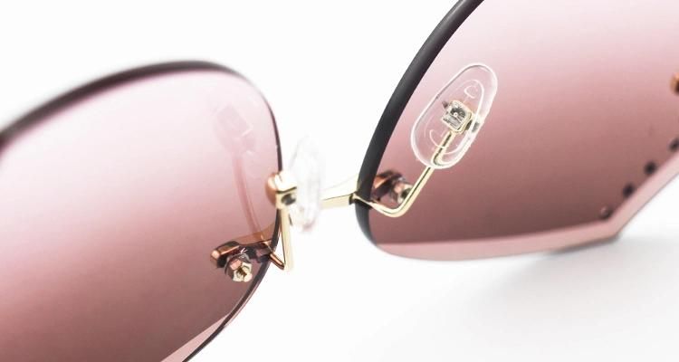 Butterfly Shaped Frameless Ready Women Sunglasses