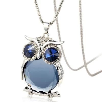 Fashion Design Alloy Crystal Owl Pendant Necklace for Women