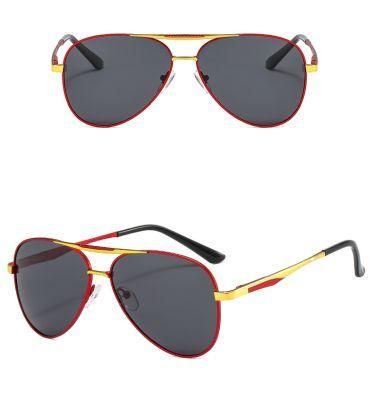 Polarized Men&prime; S Sports Color Changing Fashion Outdoor Sunglasses
