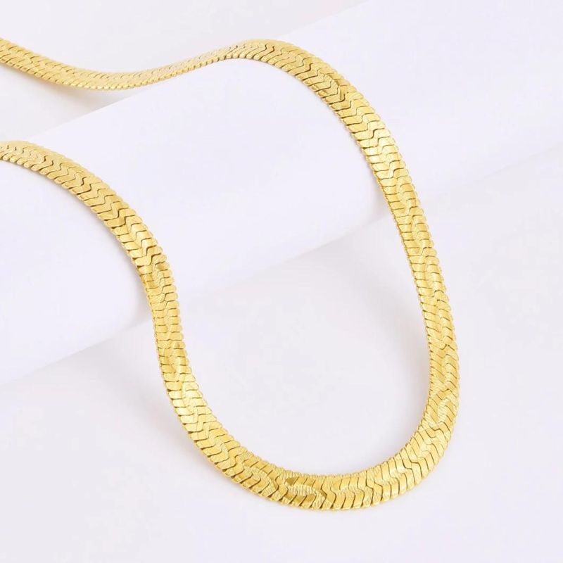 Stainless Steel Manufacturer New Fashion Herringbone Chain Necklace with Embossed Flower