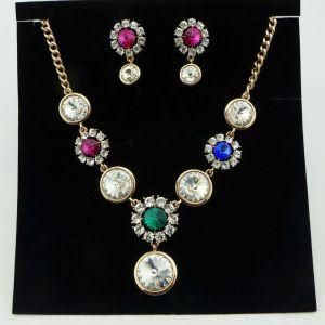 Fashion Pearl Crystal Necklace Alloy Jewelry