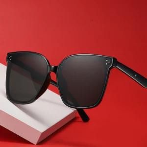 New Fashion Unique Designer Polarized Sunglasses for Men and Women