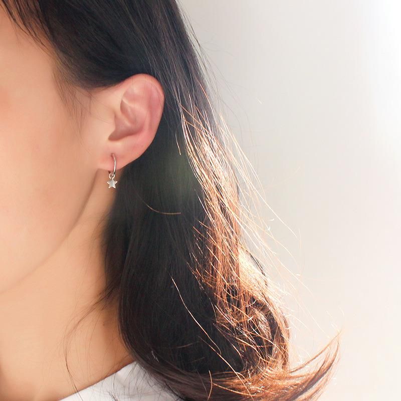 Fashion Simple C-Shaped Star and Moon Twist Earrings Jewelry