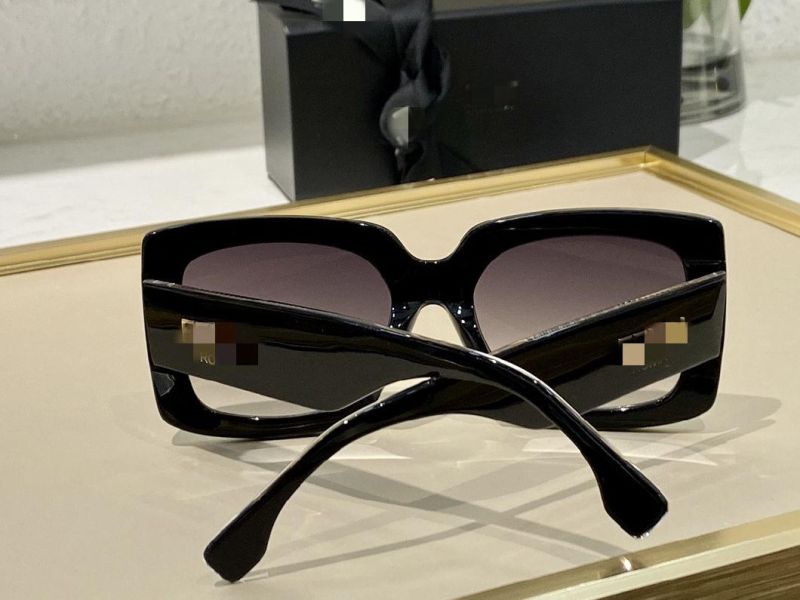 Hot Selling Stylish UV Women Luxury Designer Brand Sunglasses