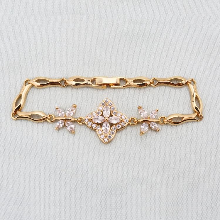 Simple Design Fashion Imitation Jewelry Bracelet with Crystal