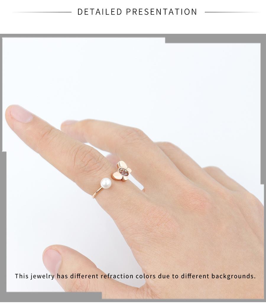 Fashionable and Beautiful Pearl Stainless Steel Ring