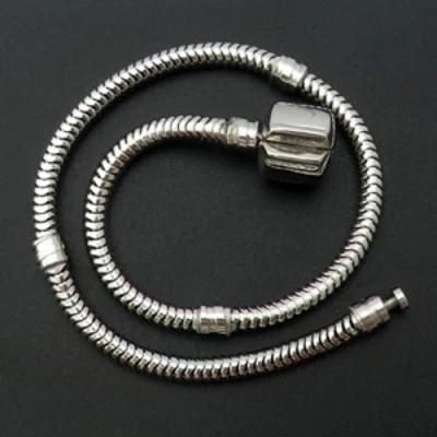 European Three Clasps Bracelet Chain