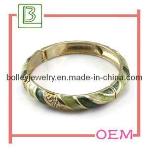 Stud and Enamel Metal Fashion Bangle