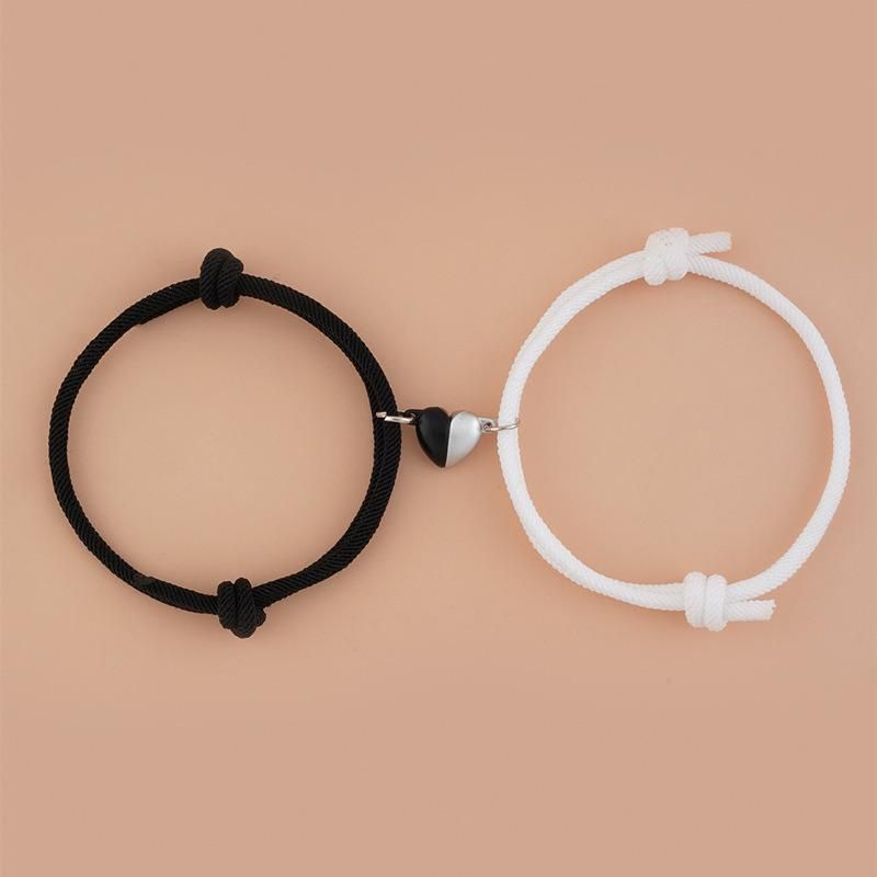 Black and White Heart-Shaped Magnet to Knit Lovers Boudoir Friendship Love Bracelet