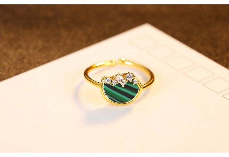 Custom Make Green Silver Ring with AAA Cubic Ziron