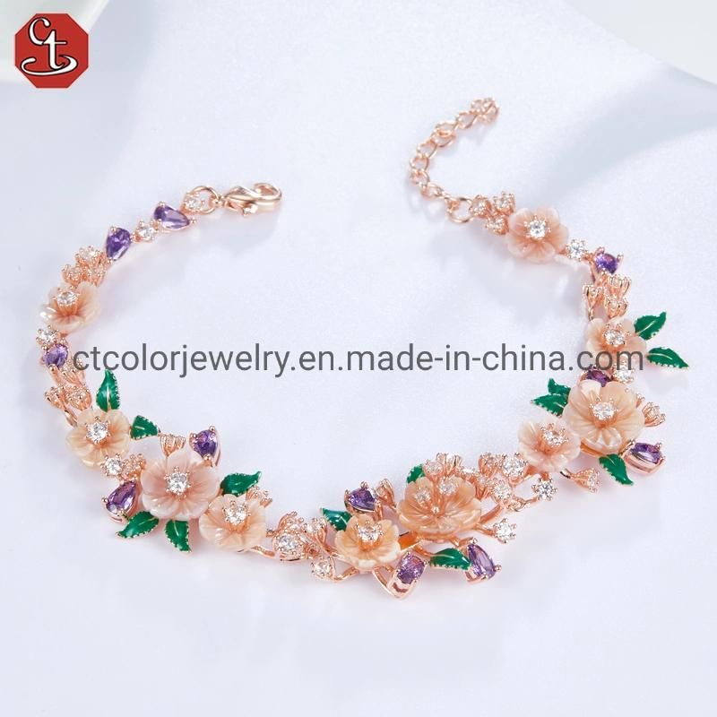 2022 hot sale jewelry green leaf enamel natural shell flower bracelet for women