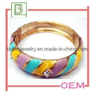 Stud and Enamel Metal Fashion Bangle