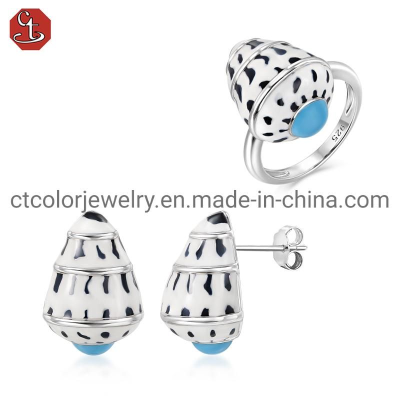 Fashion Jewelry for Women 925 Silver and Brass Enamel Black and white shells Charm Stud Earrings