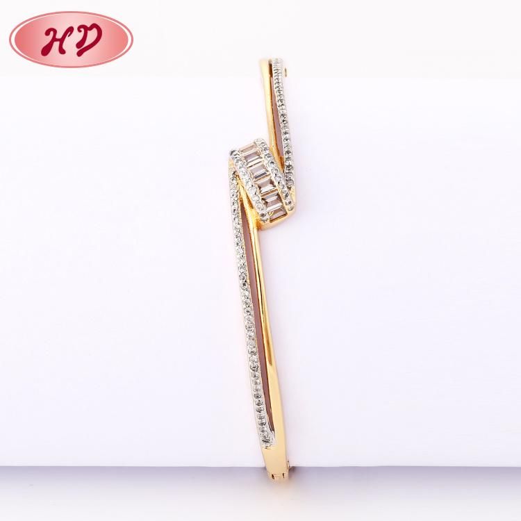 2020 New Fashion Gold Plated CZ Bangle Designs for Woman